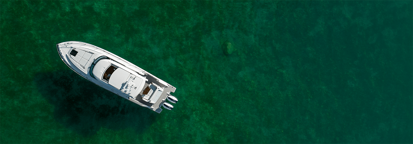 43 LE Boat on Water