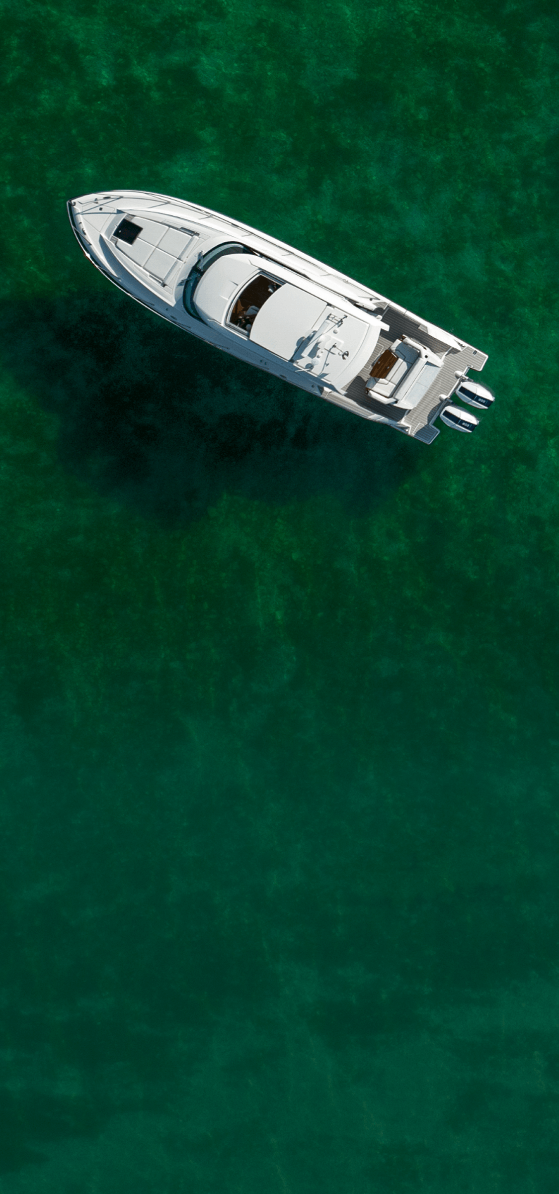 43 LE Boat on Water